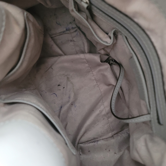 Micheal kors oversized purse - Picture 4 of 4